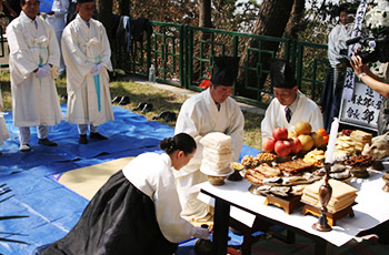 정운장군향사 행사 사진